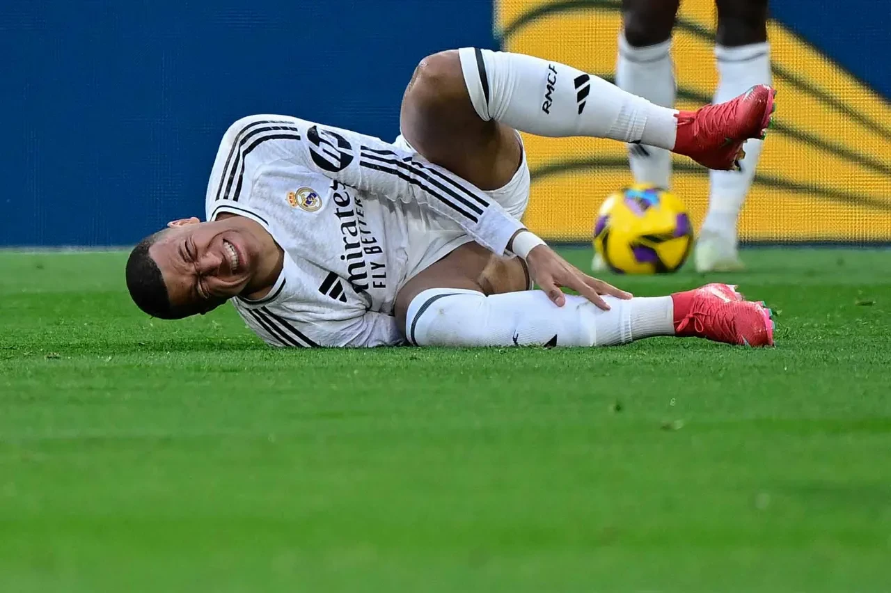 Phong độ thi đấu sa sút của Real Madrid do sự thiếu kết nối giữa các siêu sao tấn công